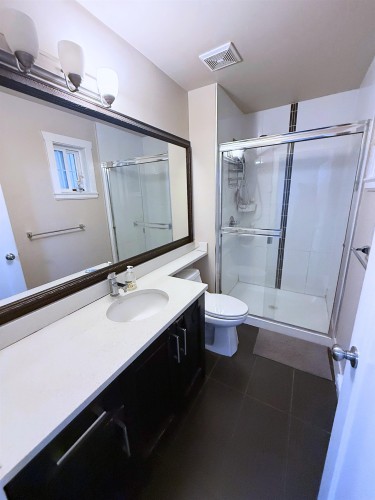 118-15399 Guildford Drive, Surrey, BC 