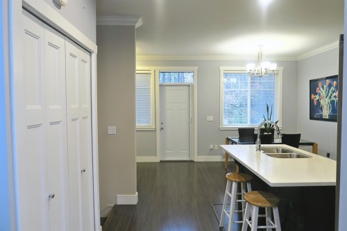 118-15399 Guildford Drive, Surrey, BC 