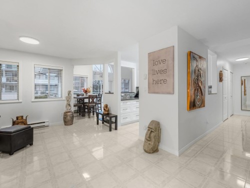 402-19645 64 Avenue, Langley, BC 