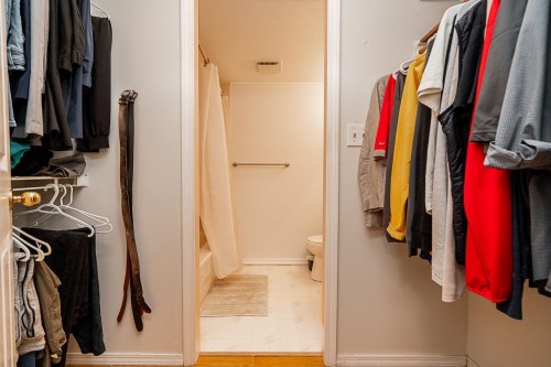 519-1350 Vidal Street, White Rock, BC 