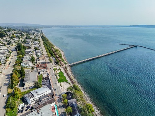 519-1350 Vidal Street, White Rock, BC 