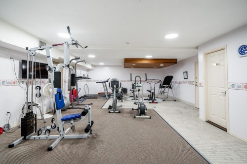 519-1350 Vidal Street, White Rock, BC 