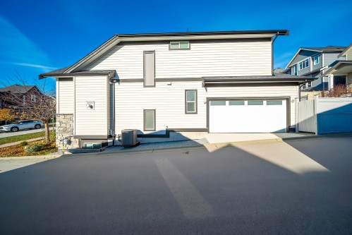 2118 165 Street, Surrey, BC 