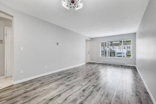 35-3075 Trethewey Street, Abbotsford, BC 