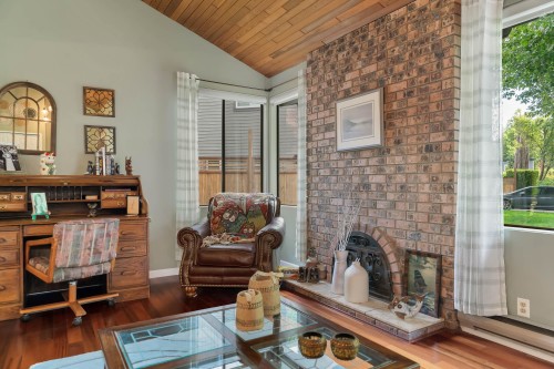 8913 Jedburgh Place, Surrey, BC 