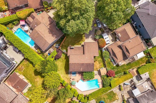 8913 Jedburgh Place, Surrey, BC 