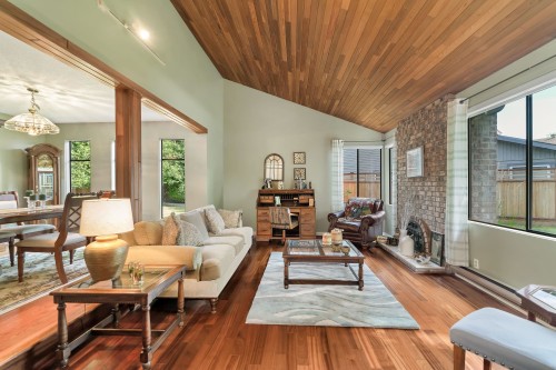 8913 Jedburgh Place, Surrey, BC 