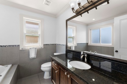 6746 191A Street, Surrey, BC 