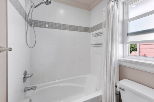 6746 191A Street, Surrey, BC 