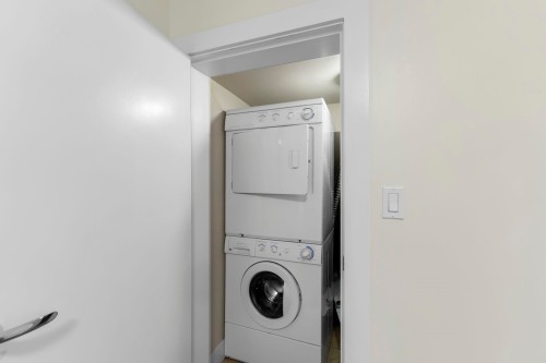 6746 191A Street, Surrey, BC 