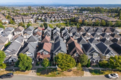 6746 191A Street, Surrey, BC 