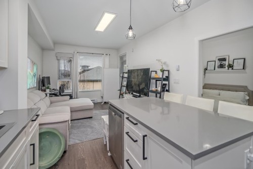 213-8360 Delsom Way, Delta, BC 