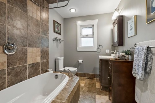 5506 238 Street, Langley, BC 