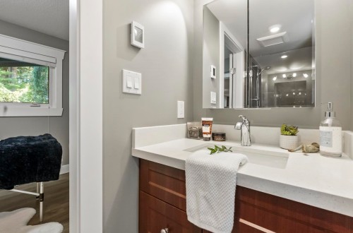 5506 238 Street, Langley, BC 