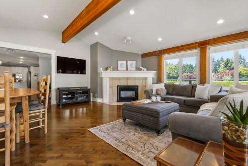 5506 238 Street, Langley, BC 