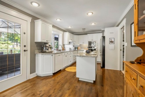 5506 238 Street, Langley, BC 