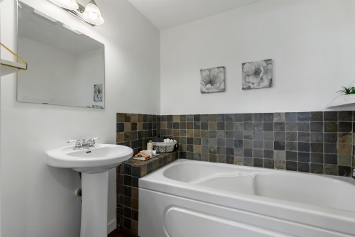 5564 238 Street, Langley, BC 