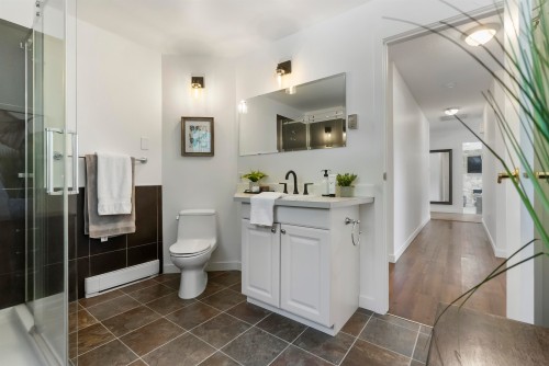 5564 238 Street, Langley, BC 