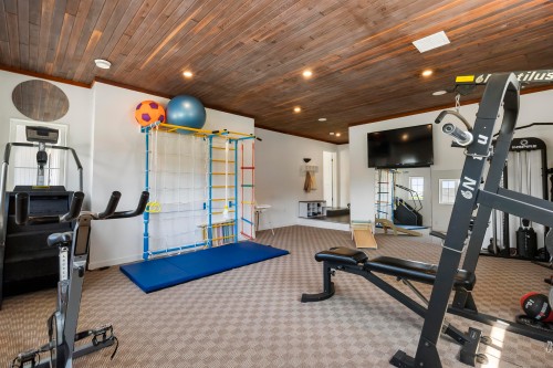 5564 238 Street, Langley, BC 