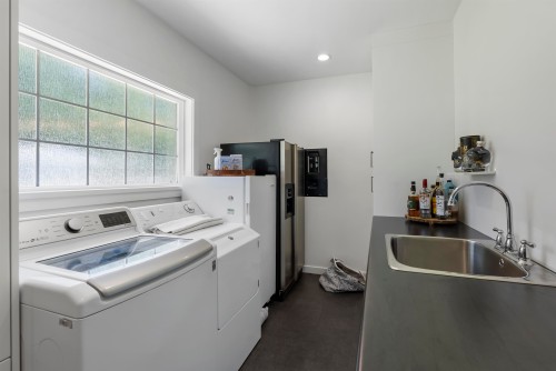 5564 238 Street, Langley, BC 