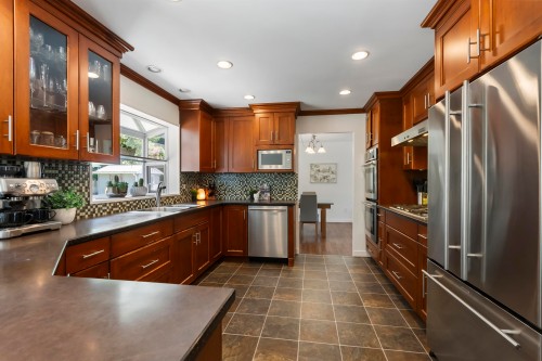 5564 238 Street, Langley, BC 