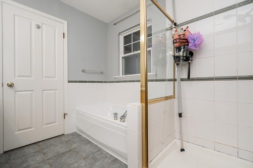 14858 58 Avenue, Surrey, BC 