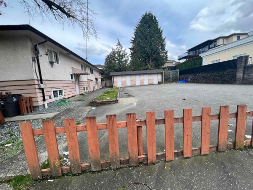 11606-11610 97, Surrey, BC 