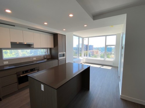 1010-13615 Fraser, Surrey, BC 