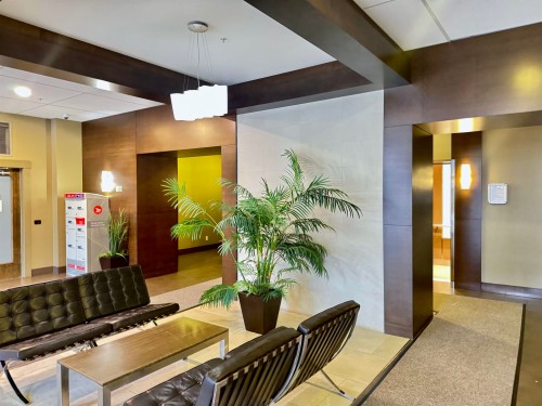 1609-13399 104Th Avenue, Surrey, BC 