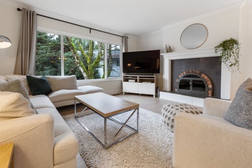 5802 Angus Place, Surrey, BC 