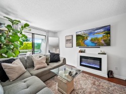111-1341 George Street  White Rock, BC V4B 4A1