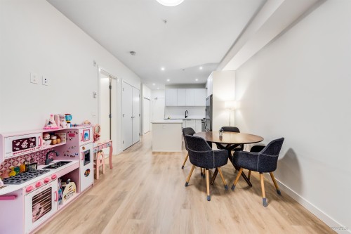 306-5415 Brydon Crescent, Langley, BC 