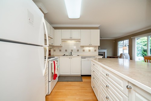 23-6885 184 Street, Surrey, BC 