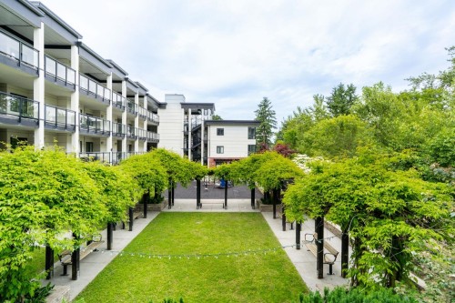 214-14358 60 Avenue, Surrey, BC 