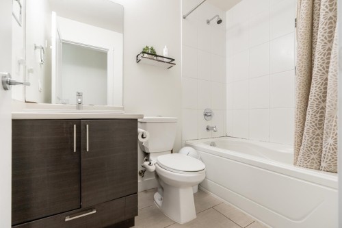 214-14358 60 Avenue, Surrey, BC 