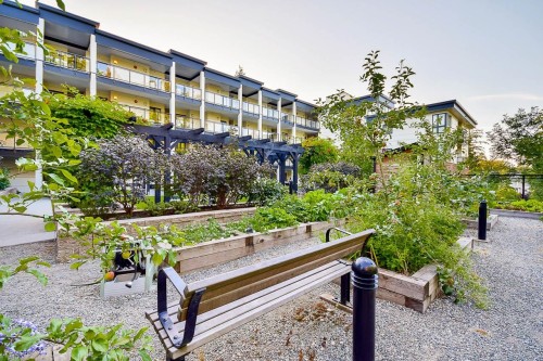 214-14358 60 Avenue, Surrey, BC 