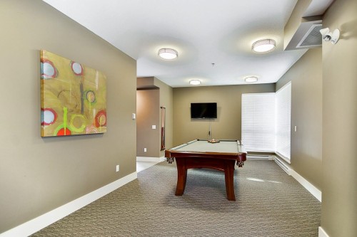 214-14358 60 Avenue, Surrey, BC 