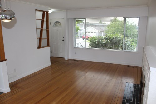 Upper-9686 Princess Drive, Surrey, BC 