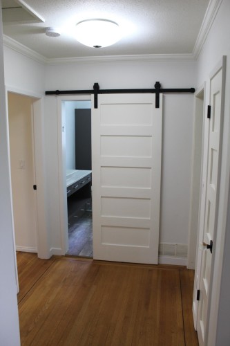 Upper-9686 Princess Drive, Surrey, BC 