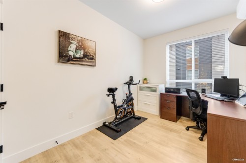 207-19935 75A Avenue, Langley, BC 