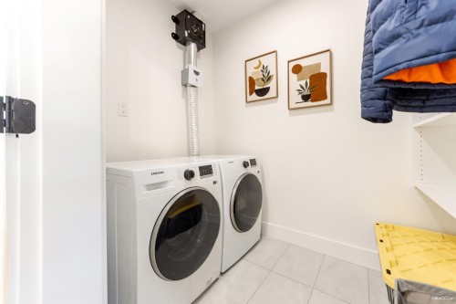 207-19935 75A Avenue, Langley, BC 