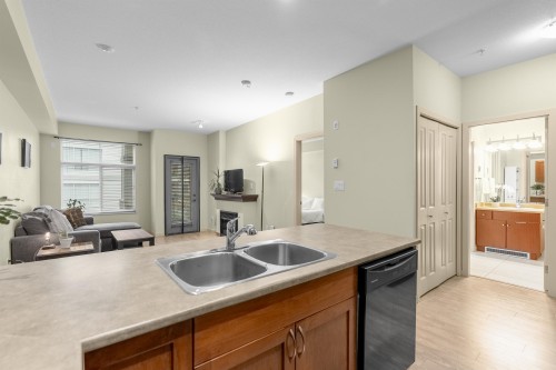 306-33318 Bourquin Crescent, Abbotsford, BC 