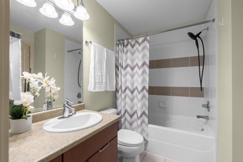 306-33318 Bourquin Crescent, Abbotsford, BC 