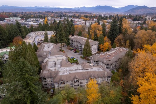 306-33318 Bourquin Crescent, Abbotsford, BC 