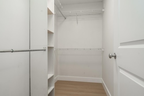 202-2828 152 Street, Surrey, BC 