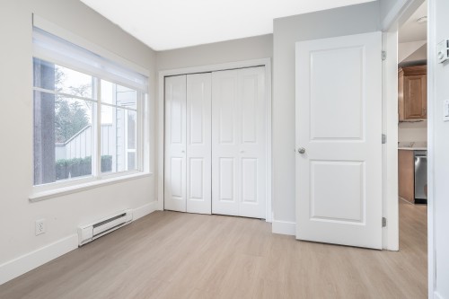 202-2828 152 Street, Surrey, BC 