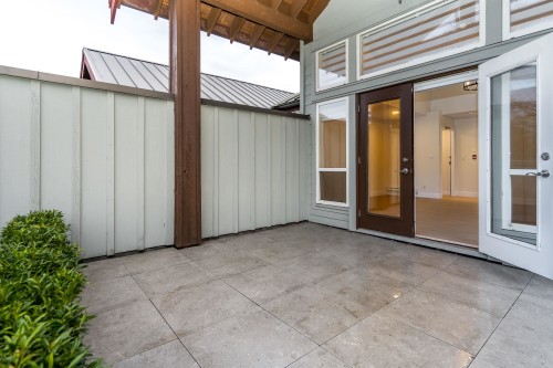 202-2828 152 Street, Surrey, BC 