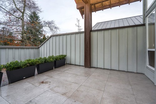 202-2828 152 Street, Surrey, BC 