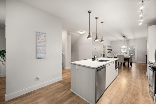 81-8217 204B Street, Langley, BC 