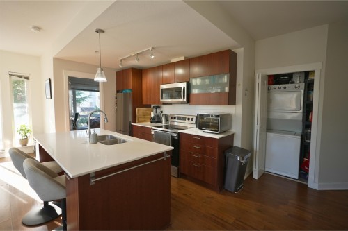 204-13339 102A Avenue, Surrey, BC 